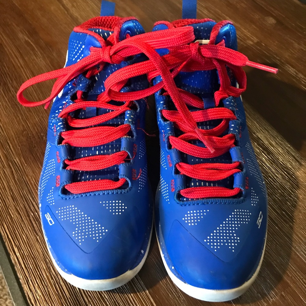 💙❤️STEPH CURRY YOUTH SNEAKERS❤️💙